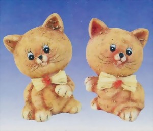 Bild von 2 Kätzchen aus Keramik
